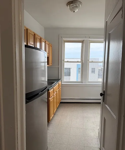 511 Kearny Ave #11 — Photo 5