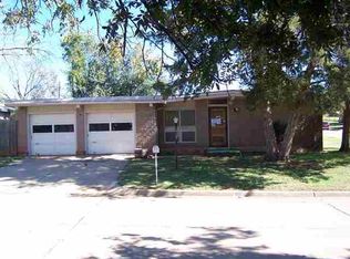 1102 Rockspring Cir, Duncan, OK 73533