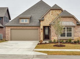 332 Spring Run Dr, Decatur, TX 76234