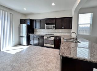 3584 Significant Way, Clovis, CA