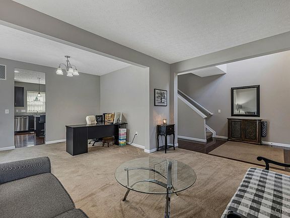 3rd image of 7035 Hearthwood Dr