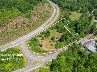 512 W Blue Ridge St, Stuart, VA 24171