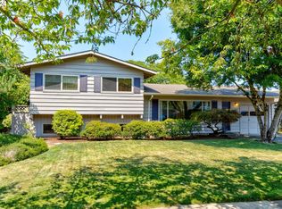 14201 NE Sacramento St, Portland, OR 97230