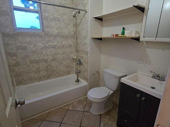 5th image of 782 Grove St Floor 2