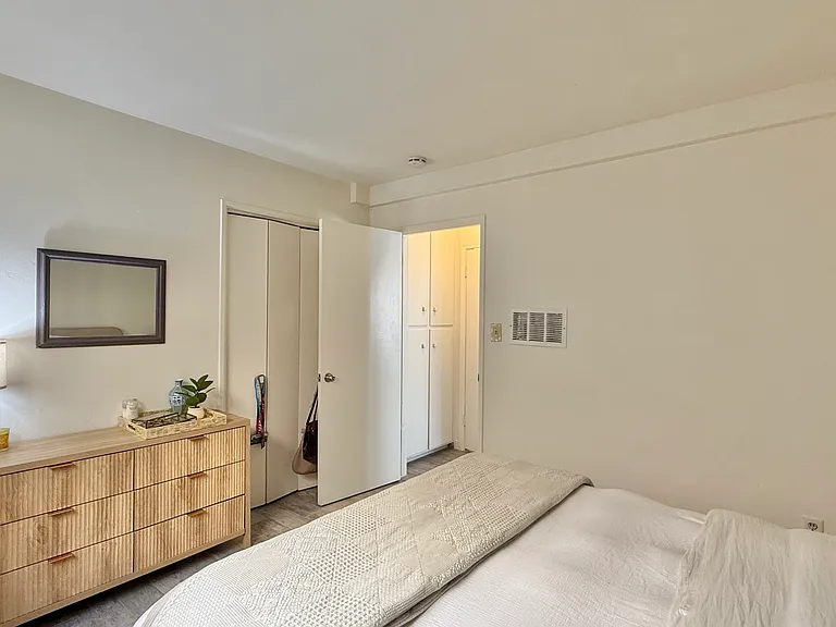 725 Wrelton Dr #A — Photo 14