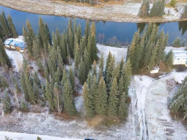 471 Pleasure Dr, North Pole, AK 99705
