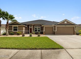 127 Bradford Lake Cir, Jacksonville, FL 32218