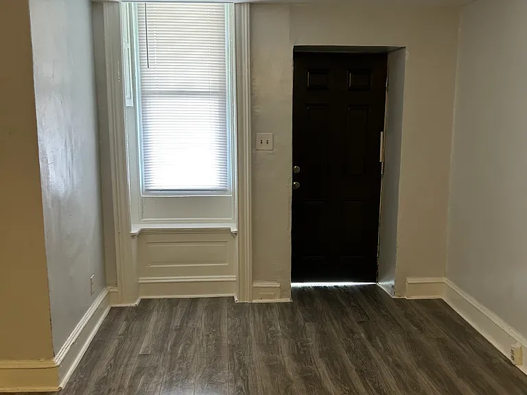 3518 N 11th St #1 — Photo 3