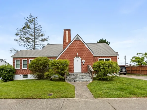 616 W Maple St #1, Johnson City, TN 37604