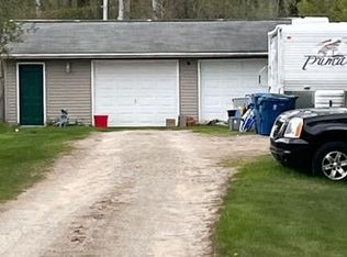 1050 E Hull Rd, Hope, MI 48628