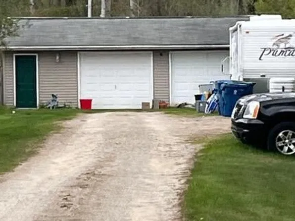 1050 E Hull Rd, Hope, MI 48628