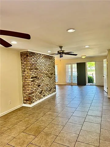 6700 Pontchartrain Blvd — Photo 9