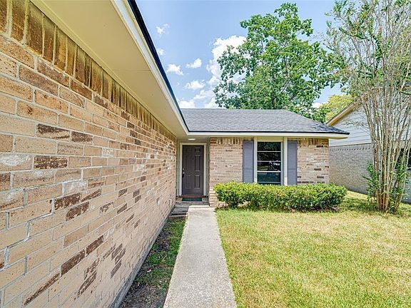 2nd image of 5431 Fawn Trail Ln