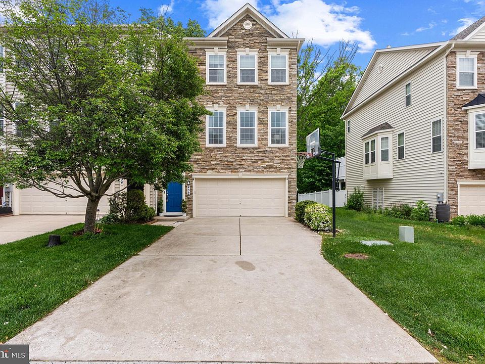 1st image of 232 Mohegan Dr