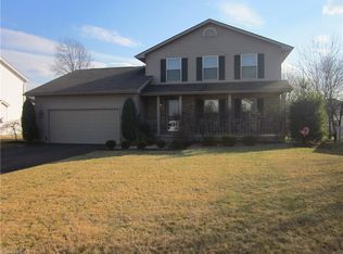 5113 Winslow Dr, Mineral Ridge, OH