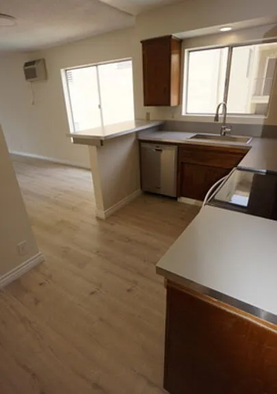 1418 S Bentley Ave #201 — Photo 11