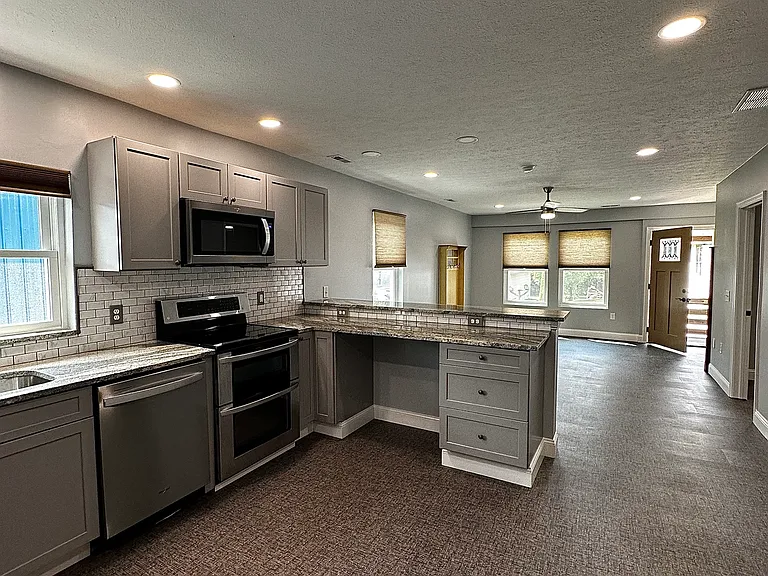 448 Westwood Ave — Photo 12