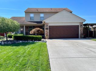 20730 Truax Ln, Clinton Township, MI