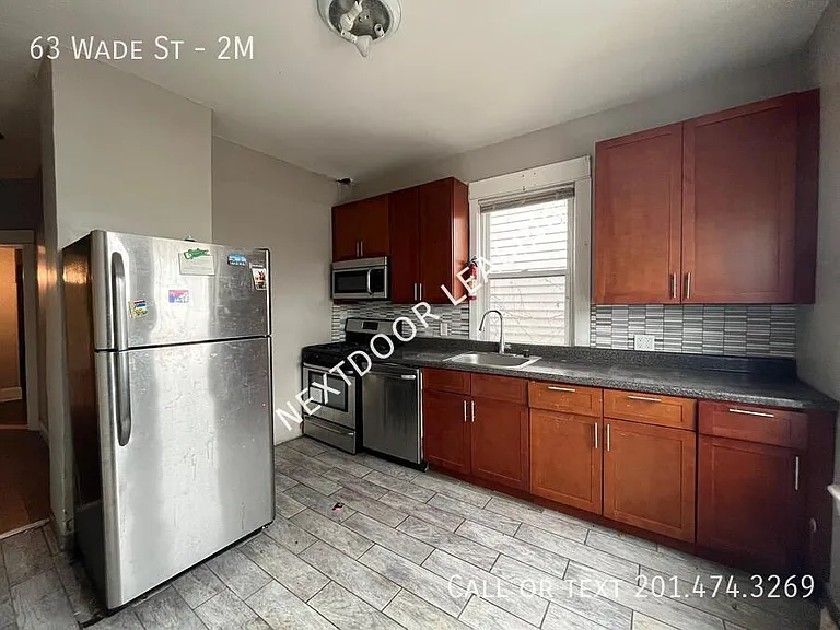 63 Wade St #2M — Photo 1