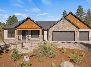 1126 Paper Birch Way, Klamath Falls, OR 97601