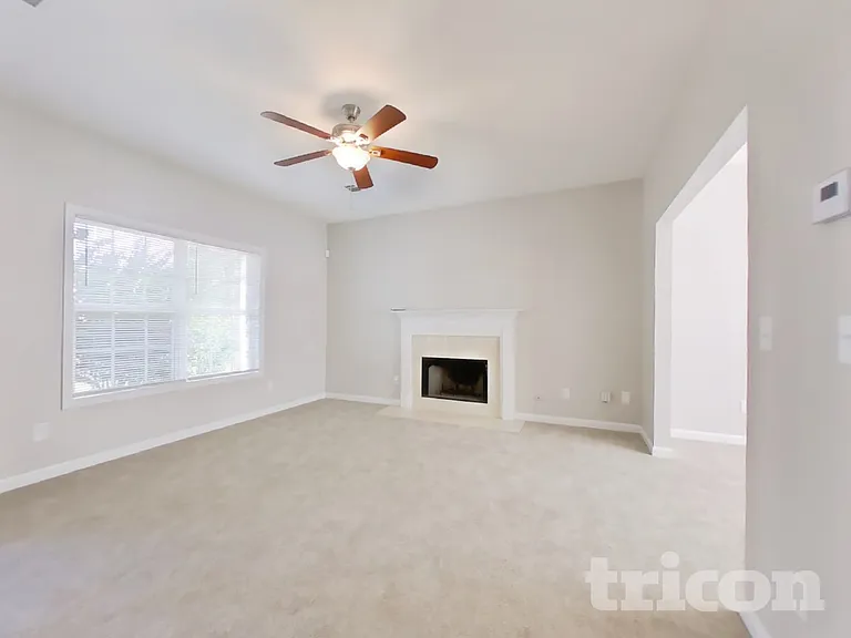 114 Millwheel Dr — Photo 3