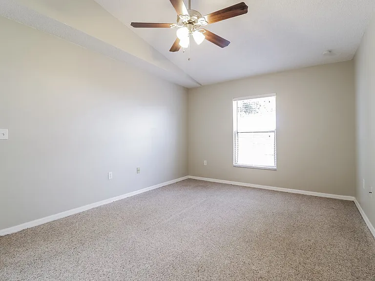 4313 Iveyglen Ave — Photo 8