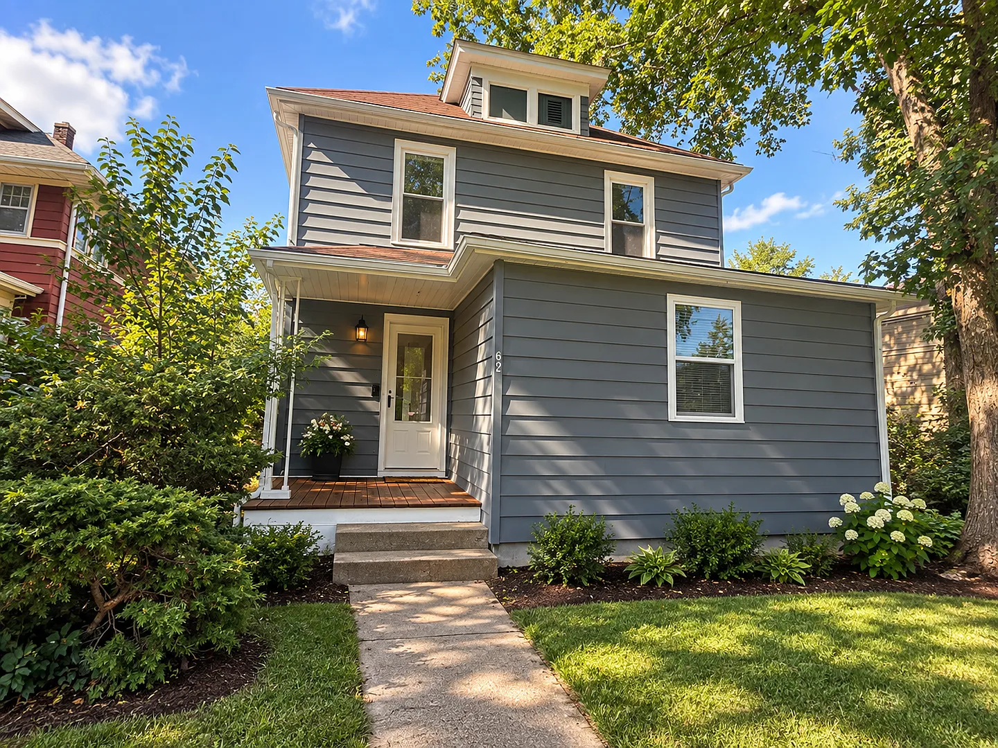 Large 4 bedroom 2 bathroom House — Photo 1