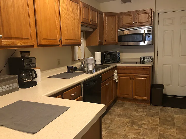 35B W Allen St #A — Photo 7