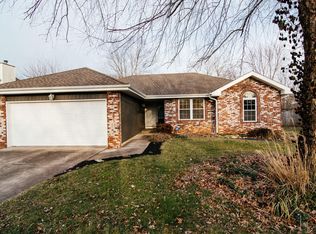 1710 N Mumford Dr, Springfield, MO 65802