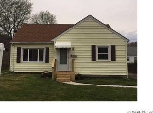 21 Centre Ter, Rochester, NY 14617