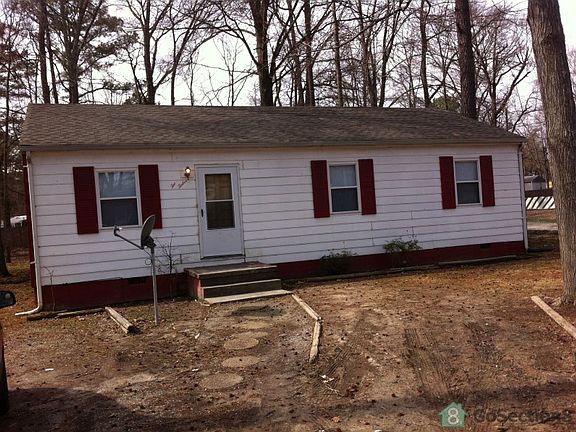 2nd image of 212 Green Acres Ave