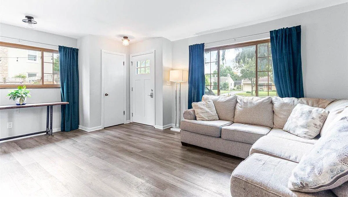 3 bed, 1578 sqft, $2,950 — Photo 3