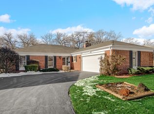18104 Cherrywood Ln, Homewood, IL