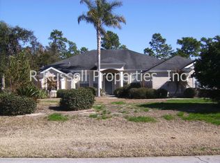 484 N Pine Meadow Dr, Debary, FL 32713