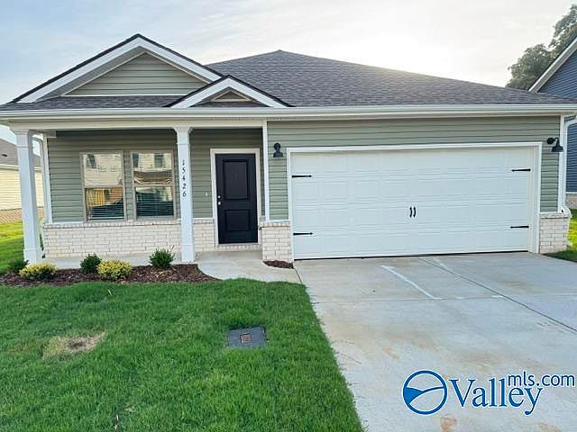 1st image of 15426 Grayson Cir
