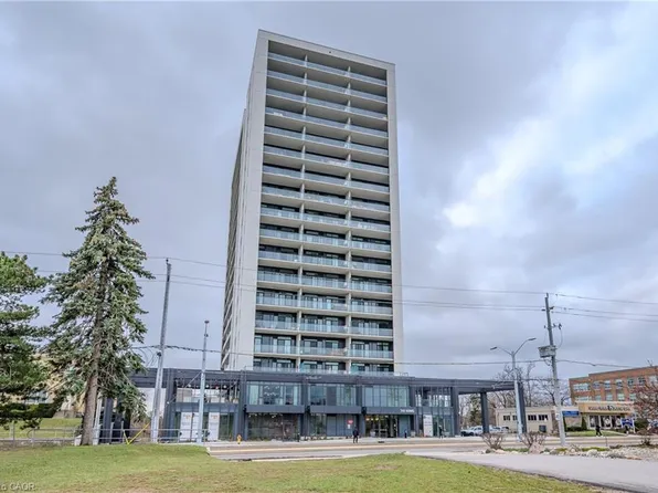 741 King St W #304, Kitchener, ON N2G 1E3