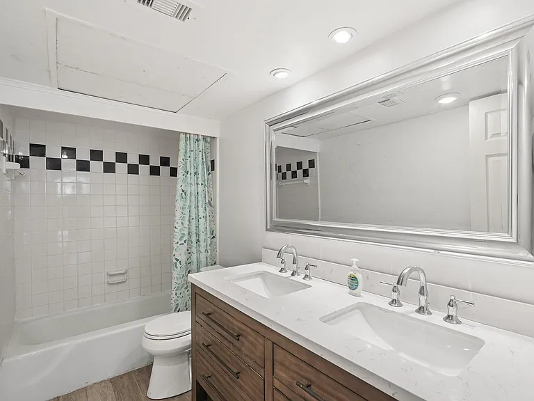 4637 Wild Indigo St #492 — Photo 20