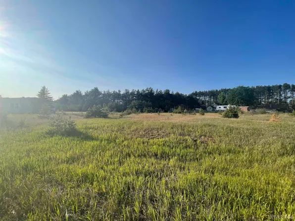 Theater 16.8 Dr, Escanaba, MI 49829