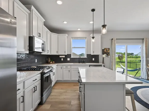 1225 Orchard Ct, Waconia, MN 55387