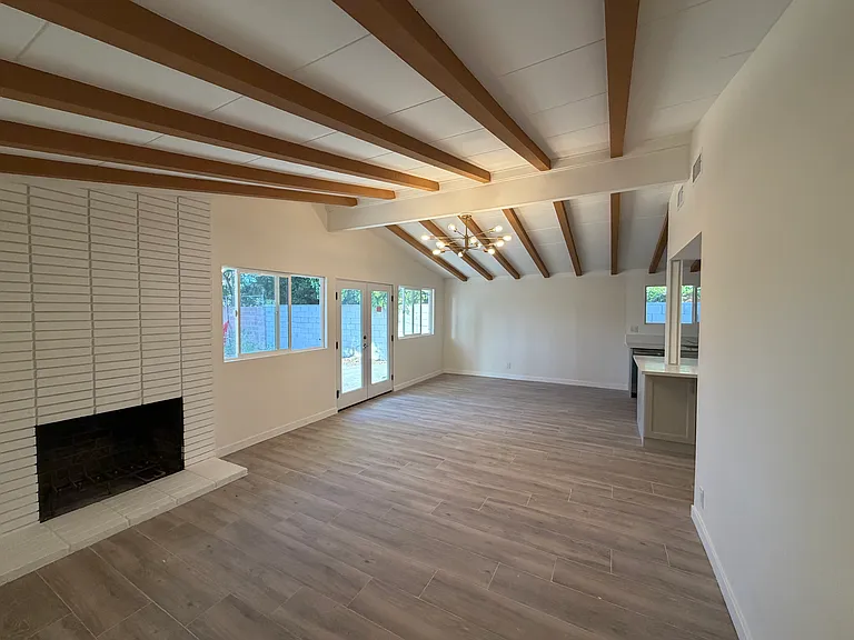 20315 Hamlin St #1 — Photo 9