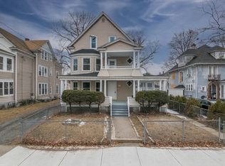 186 Oak St, Springfield, MA 01151