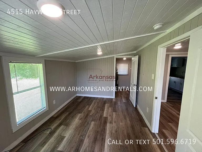 4515 Haywood St N — Photo 6