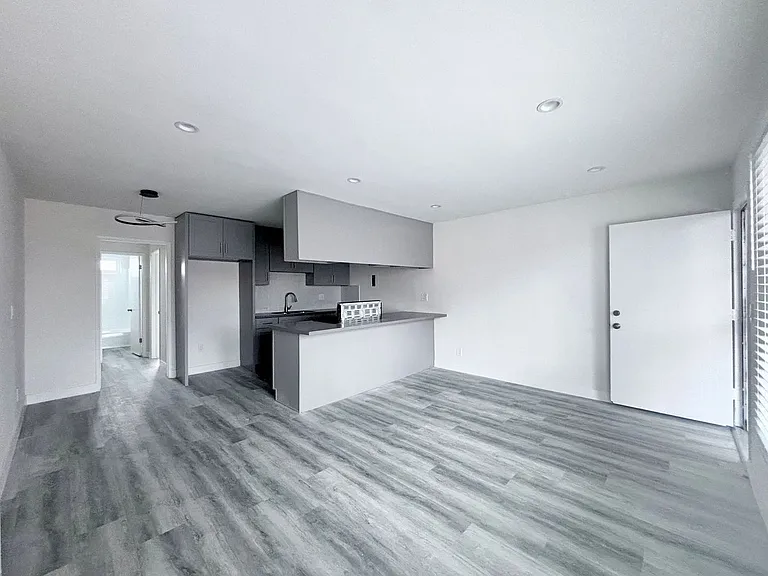 bro1052 — Photo 2