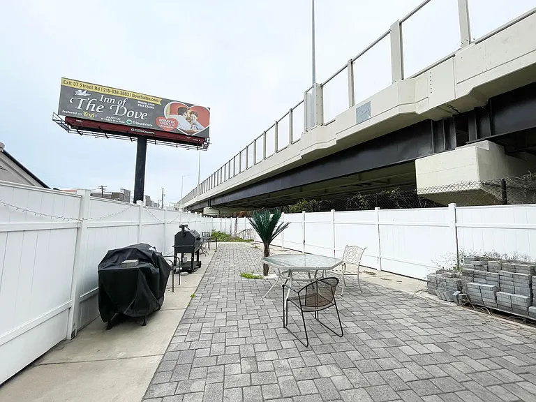 1025 E Montgomery Ave #9A — Photo 18