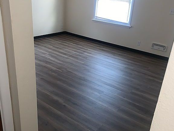 2nd image of 707 E Forrest Hill Ave