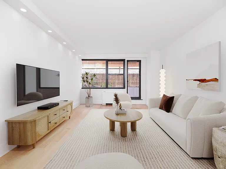 7 E 14th St #230 — Photo 2