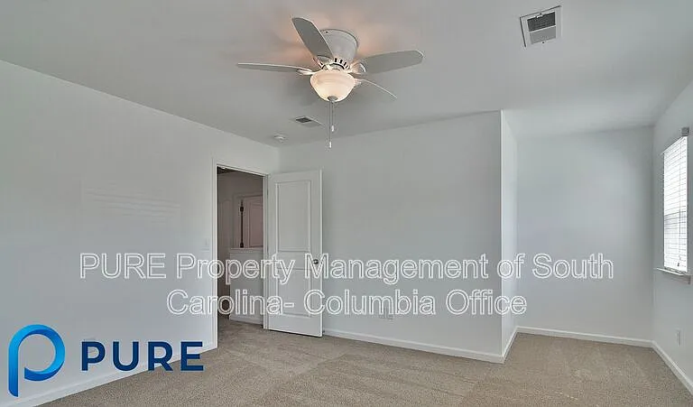 621 Blue Ledge Cir — Photo 42