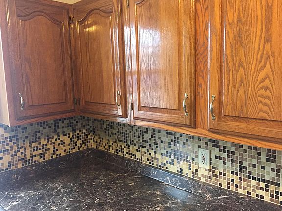 5th image of 69L Hobmoor Ave #L