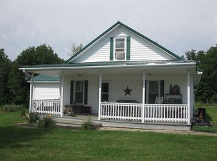 558 S Epperson Rd, Veedersburg, IN 47987