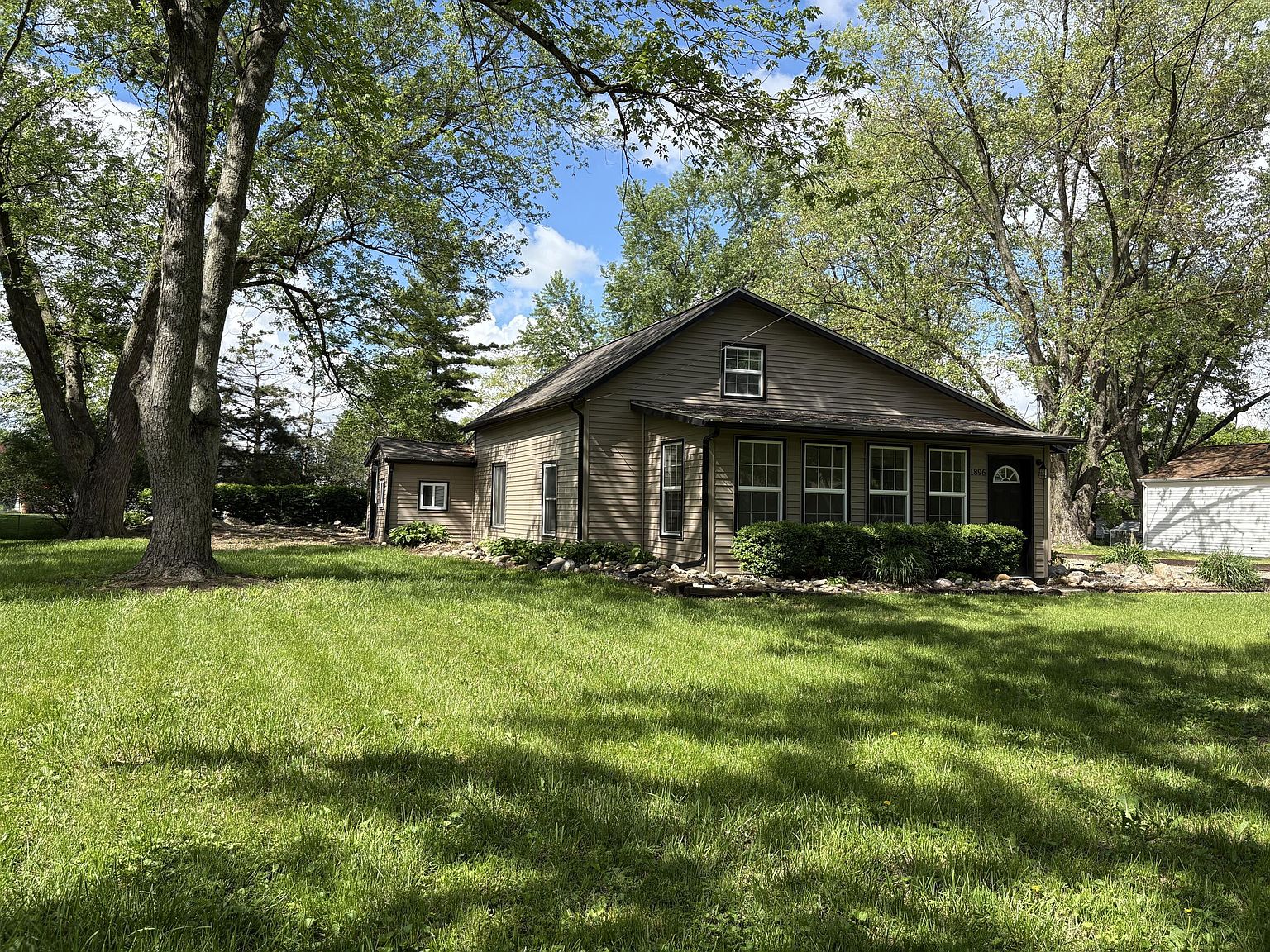 1896 Dyer Rd, Grove City, OH 43123 | MLS #226014468 | Zillow